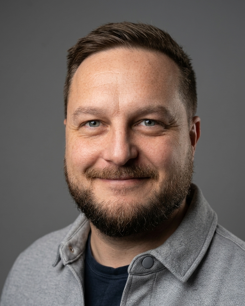 Ruben Davis — Founder & CEO